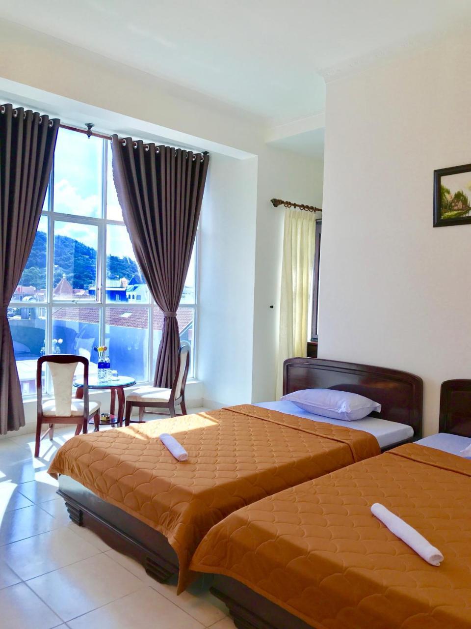 Gia Hung Motel Вунг Тау Екстериор снимка